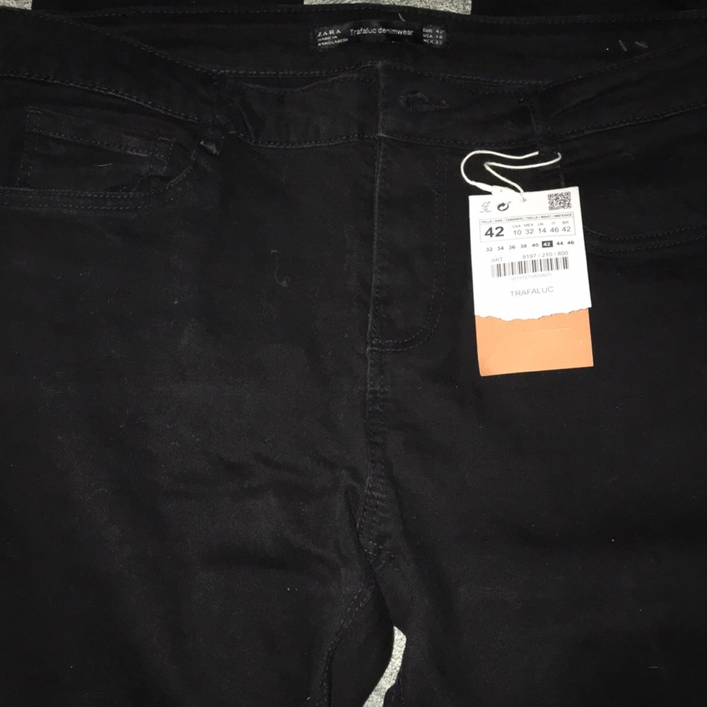 Zara Black Trafaluc denimwear.